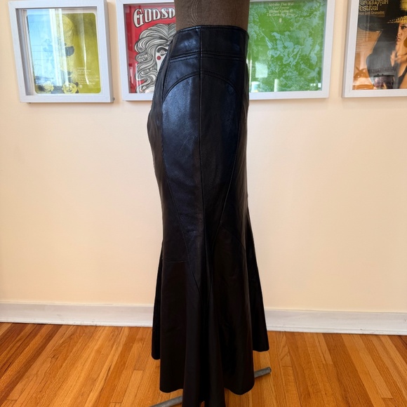 Danier Vintage 90s Soft Black Leather Mermaid Maxi Skirt - Picture 2 of 8